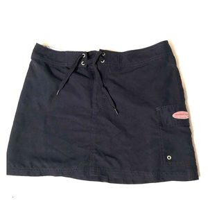 Vineyard Vines navy skirt